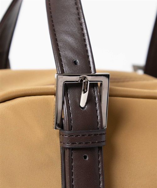 CASTELBAJAC (カステルバジャック) T挿しBEAR付きサッチェルラウンドバッグ ベージュ