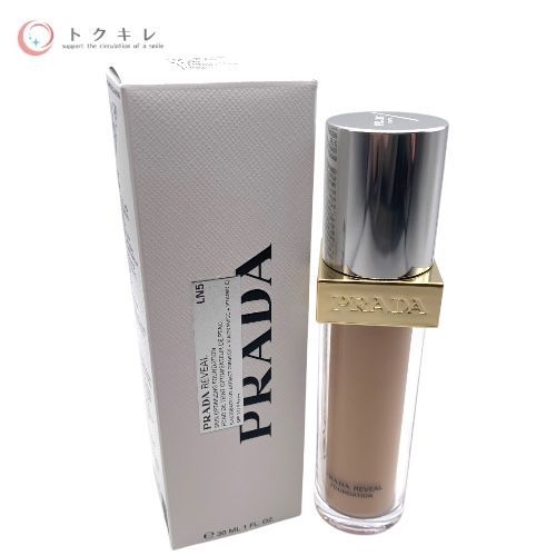 PRADA プラダ リヴィール スキン ファンデーション LN5 SPF17 PA+++